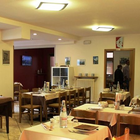 Bar Trattoria Colombina Affittacamere Bossico Zewnętrze zdjęcie