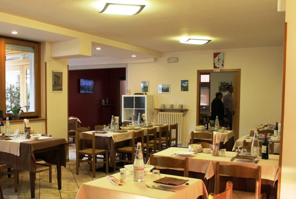 Bar Trattoria Colombina Affittacamere Bossico Zewnętrze zdjęcie